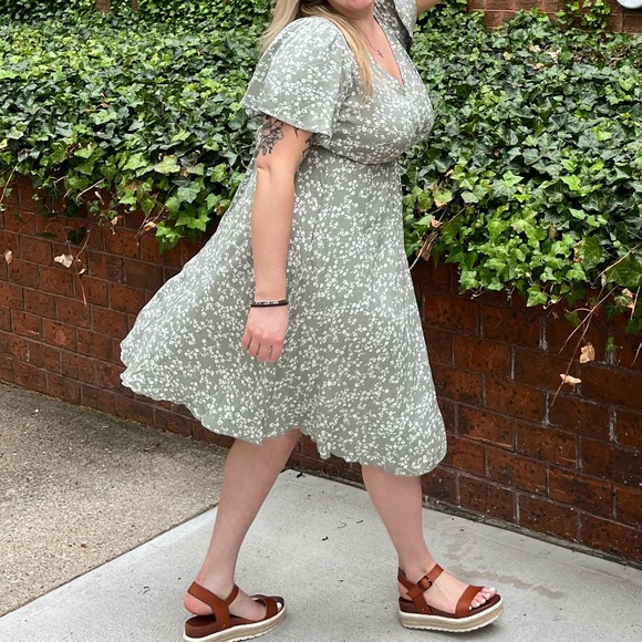 BloomChic Sage Green Floral Dress - Picture 6 of 9